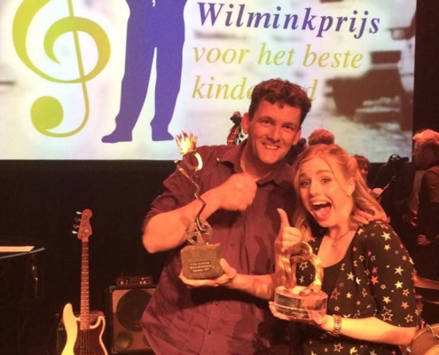 Jeroen Schipper wint de Willem Wilminkprijs voor beste kinderlied van 2019 wij zijn super trots