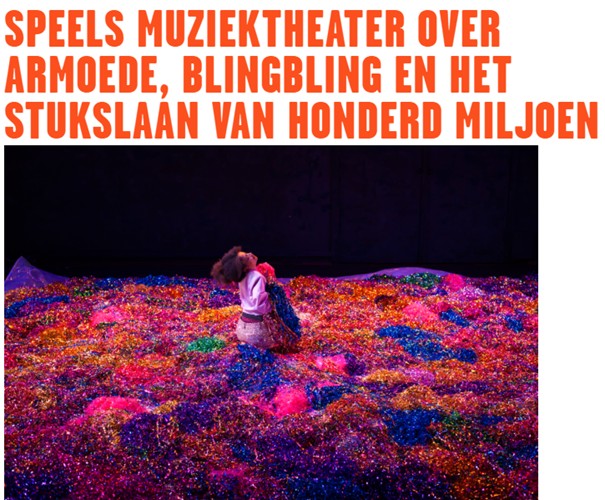 Theaterkrant: Speels muziektheater over armoede, blingbling en het stukslaan van honderd miljoen