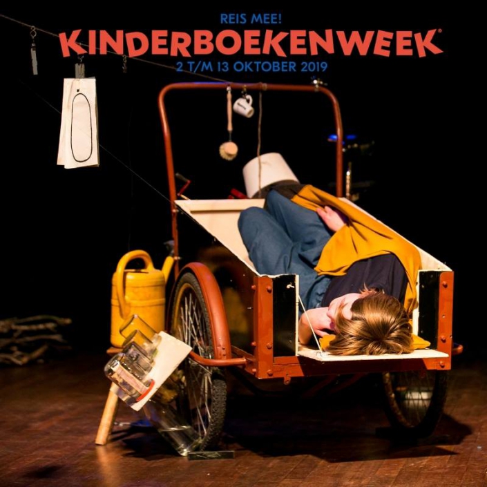 Buro Bannink bied ieder jaar diverse voorstellingen aan voor de kinderboekenweek in 2019 was Bobbel die in een bakfiets woont zeer geschikt bij het thema reis mee