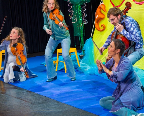 krulmuziek-blub-jeugdtheater-foto-willem-van-der-vlies-1